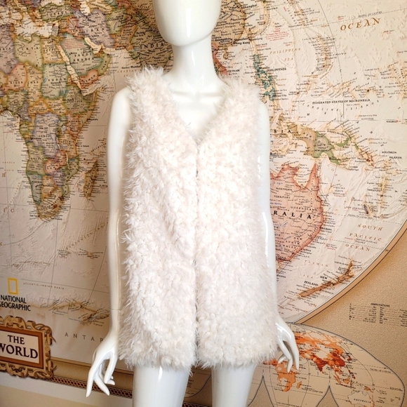 Ambiance Jackets & Blazers - Ambiance Outerwear shaggy faux fur lined long ivory vest cozy boho mobwife NWT M